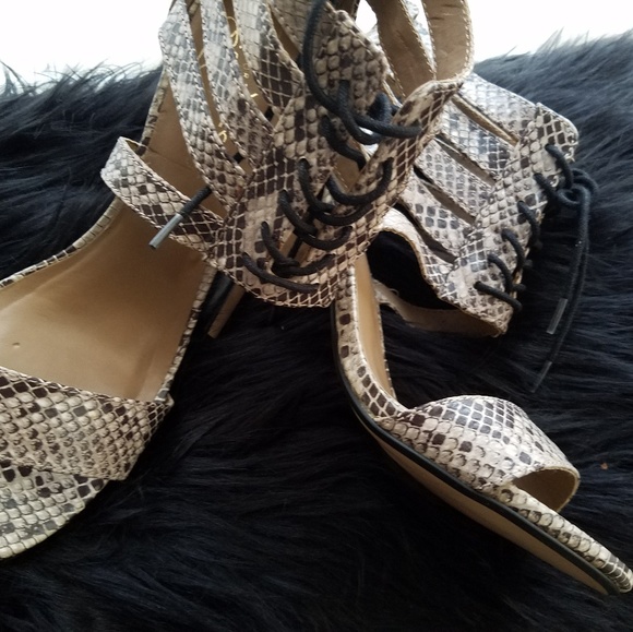 Report signature - Picture 3 of 7